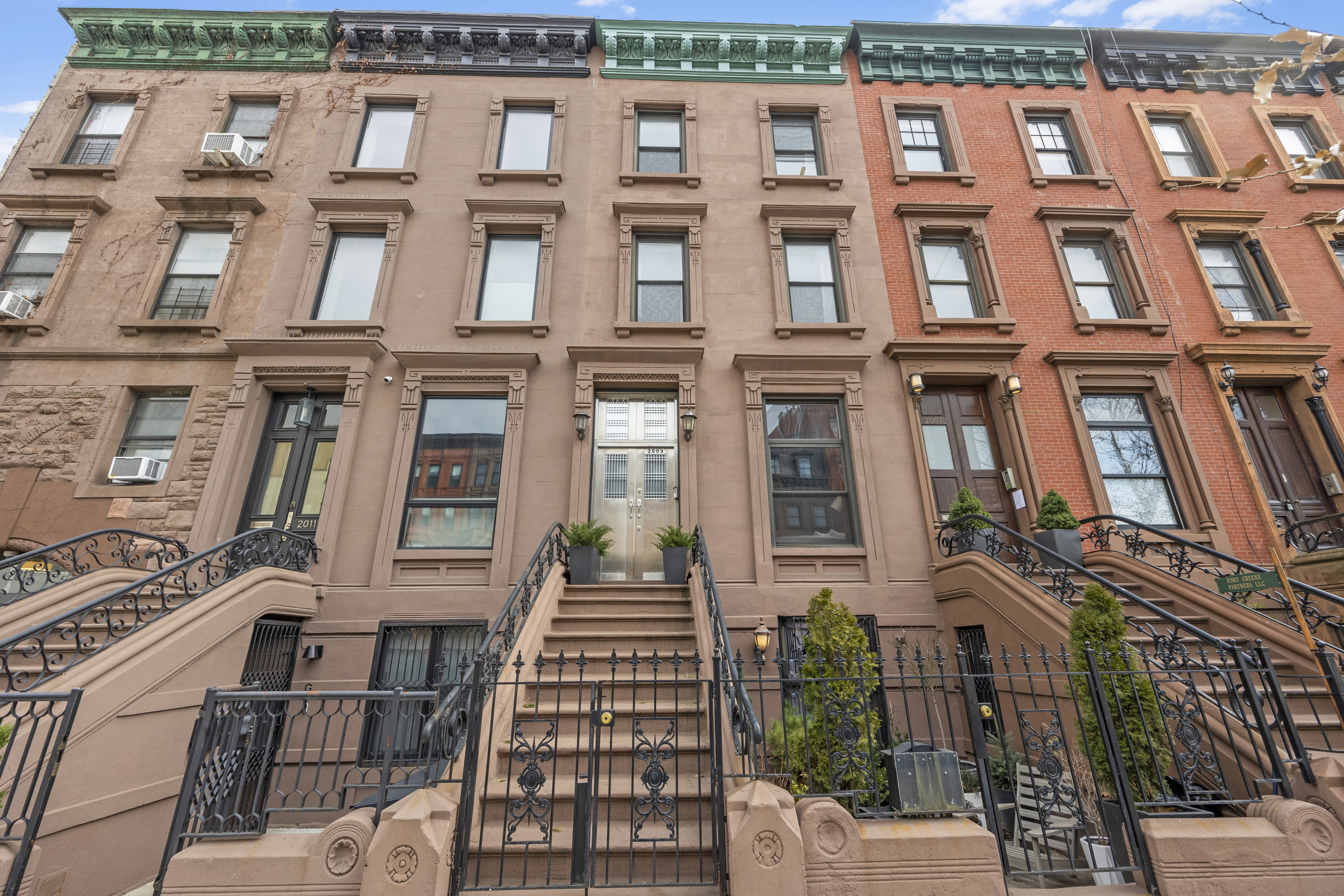 2009 5th Avenue, Unit TRIPLEX Manhattan, NY 10035 - Photo 18 of 20