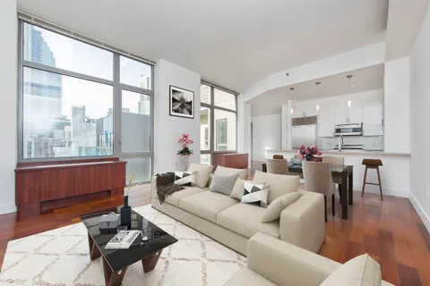$1,268,000 | 42-51 Hunter Street, Unit 6D | Long Island City