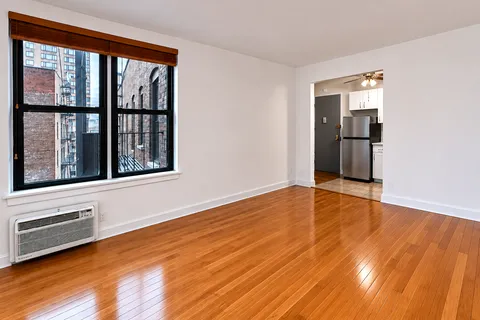 $425,000 | 4 West 101st Street, Unit 67 | Upper West Side