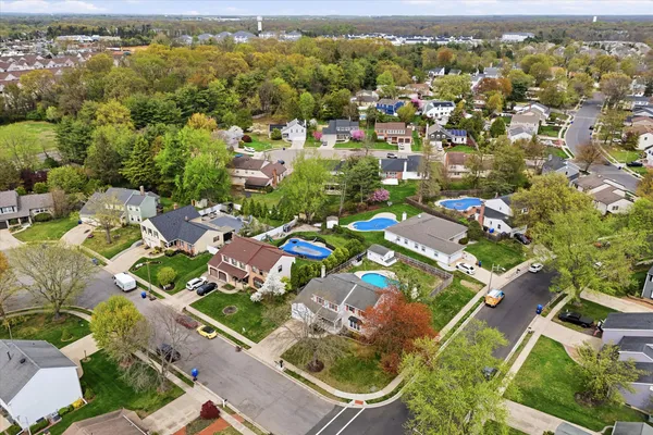 $709,000 | 1 Yardley Court, Mount Laurel, NJ 08054