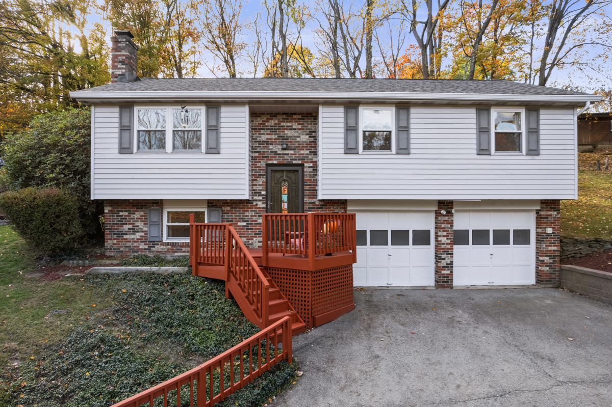 92 Buckhill Road Pittsburgh, PA 15237 - Photo 1 of 20 Gallery Image 1