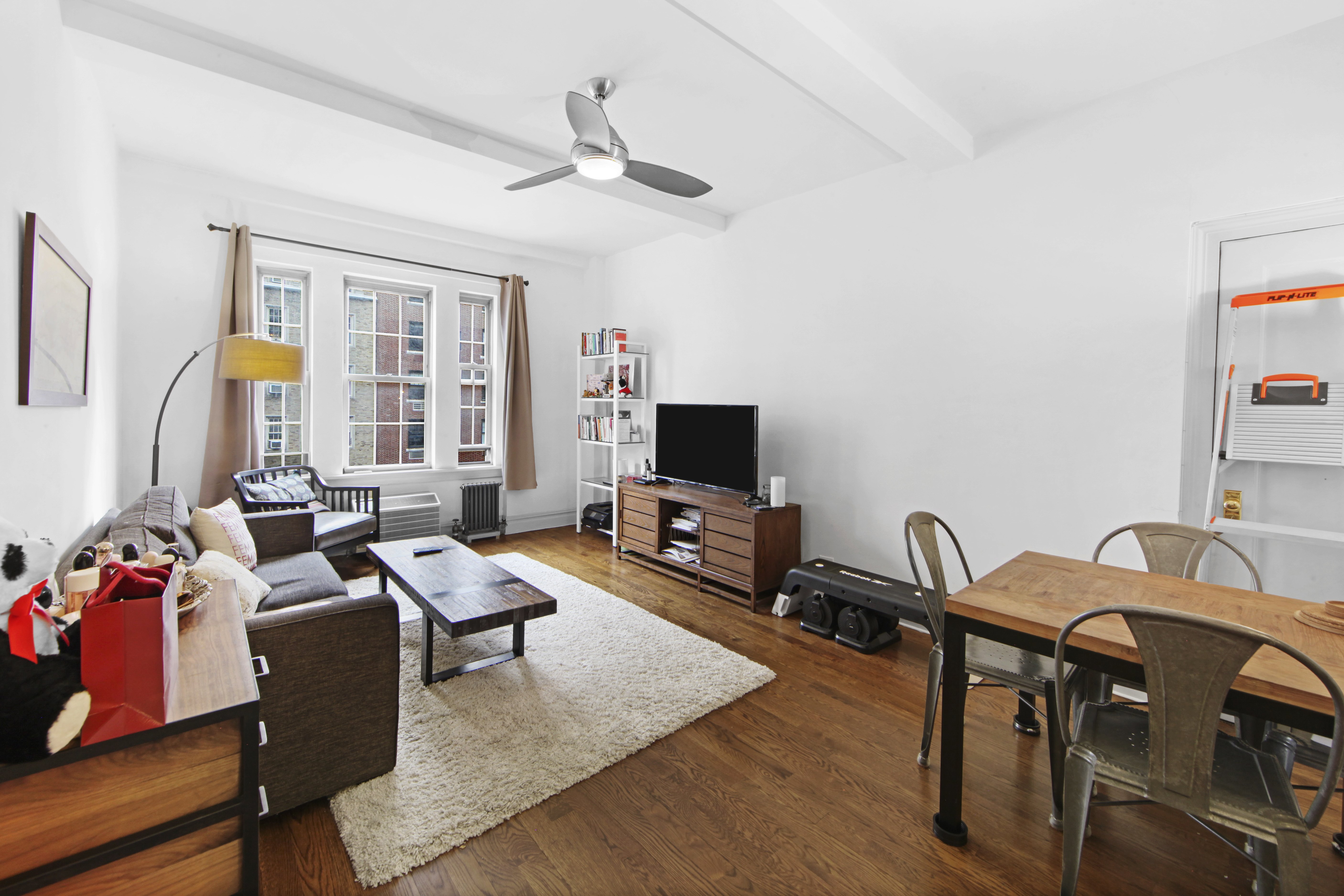 25 5th Avenue, Unit 9E Manhattan, NY 10003 - Photo 1 of 7