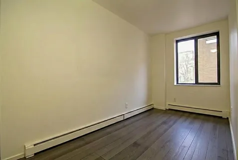 $980,000 | 408 8th Avenue, Unit 5C | Chelsea