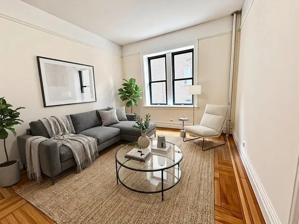 $2,150 | 20 Seaman Avenue, Unit 1B | Inwood