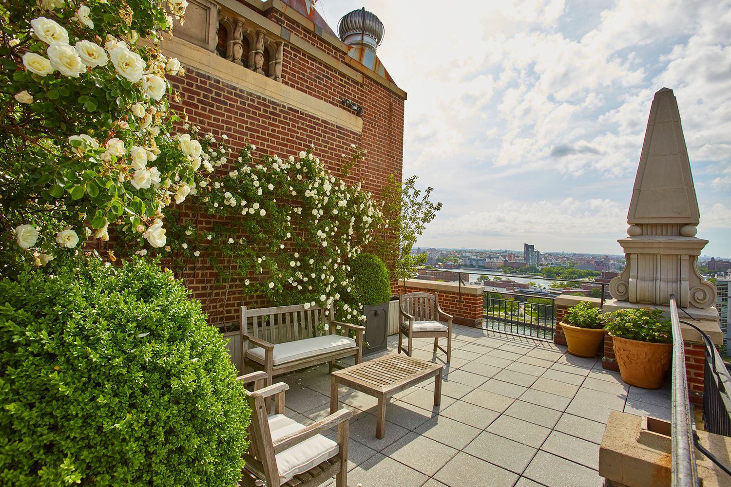 25 East End Avenue, Unit PH16 Manhattan, NY 10075 - Photo 16 of 23