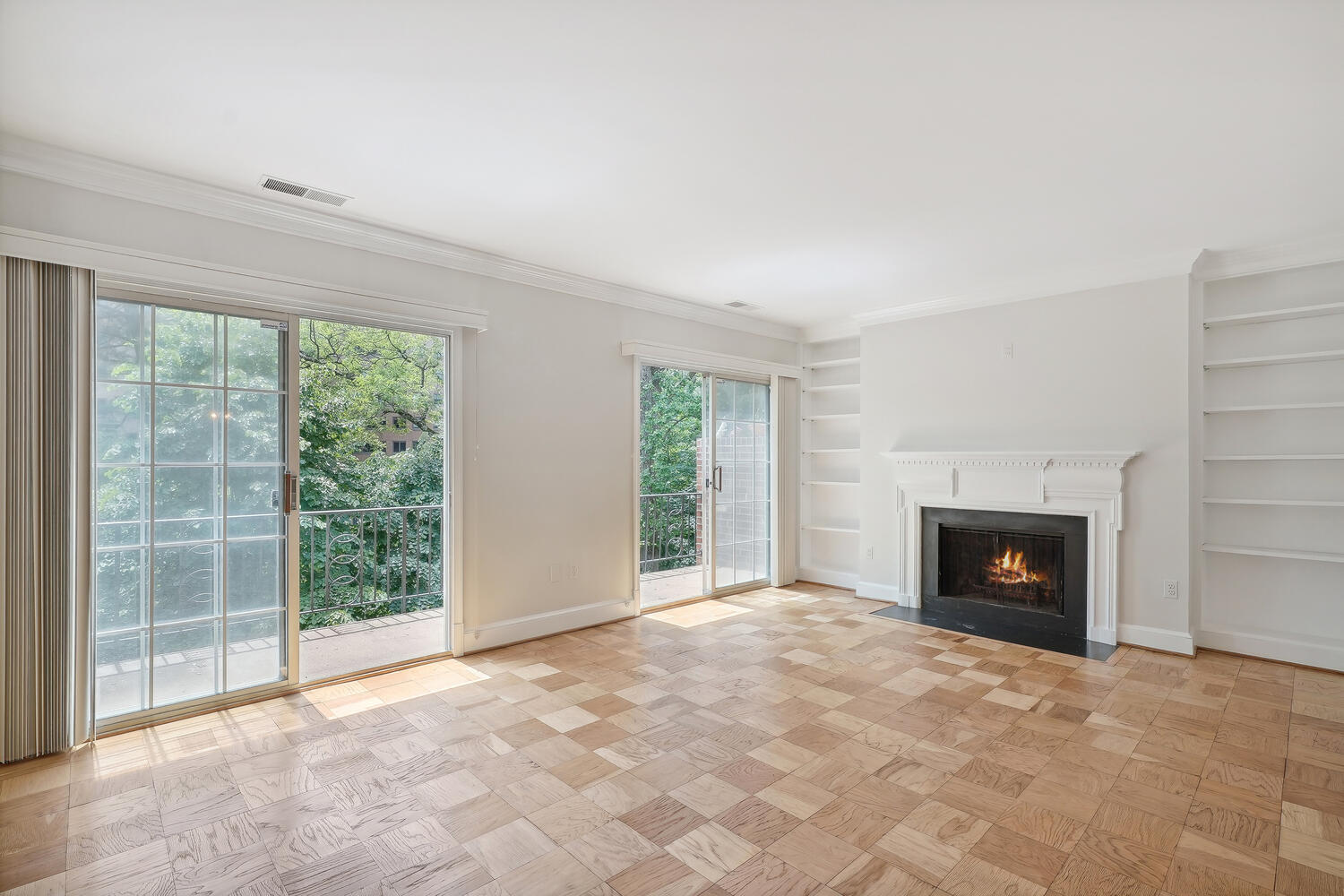3231 Sutton Place Northwest, Unit A Washington, DC 20016 - Photo 4 of 15