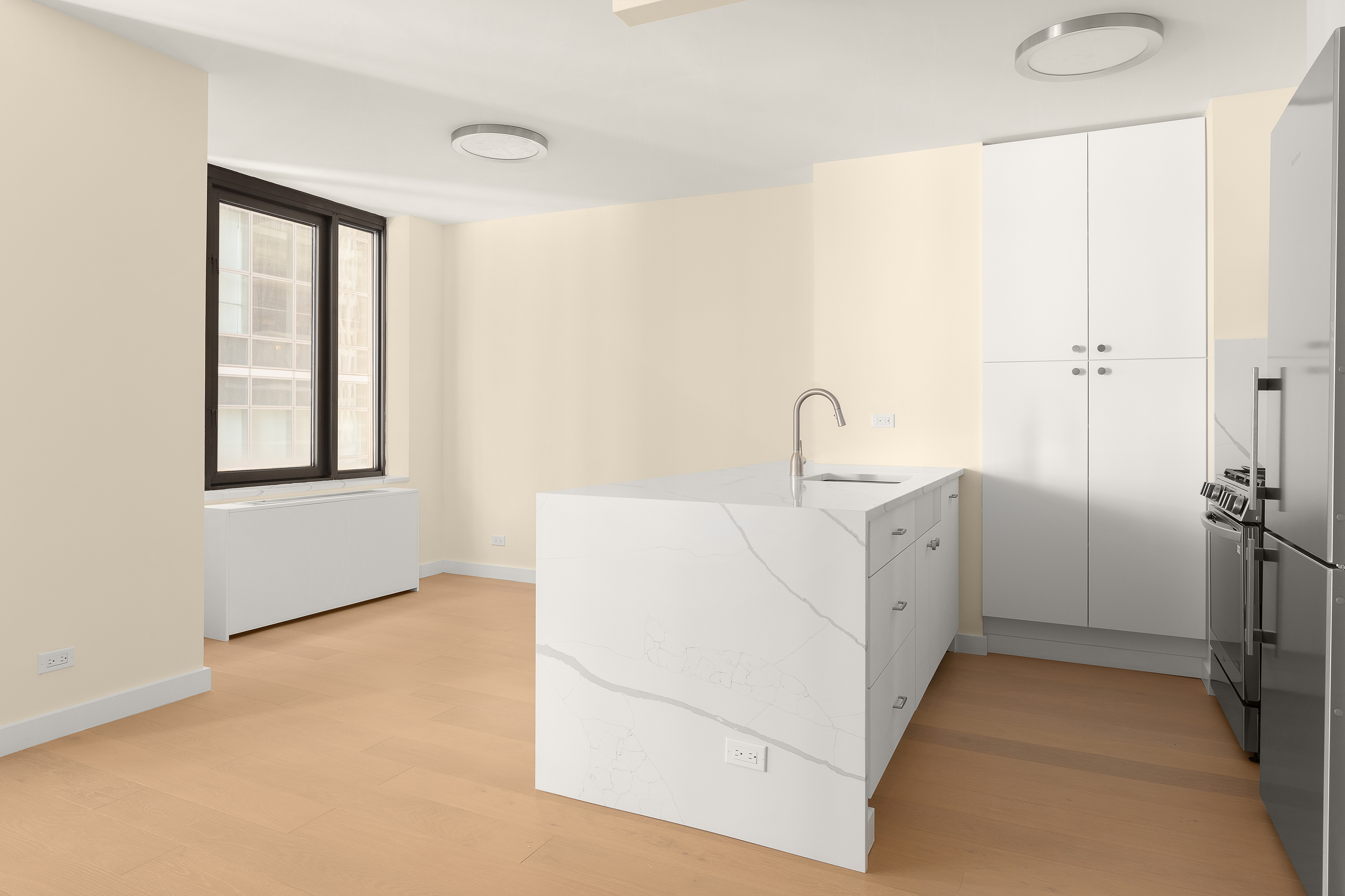 161 West 61st Street, Unit 5C Manhattan, NY 10023 - Photo 7 of 30 a utility room with dryer and washer