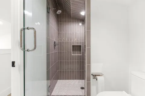 $1,275,000 | 2201 East 16th Street, Austin, TX 78702