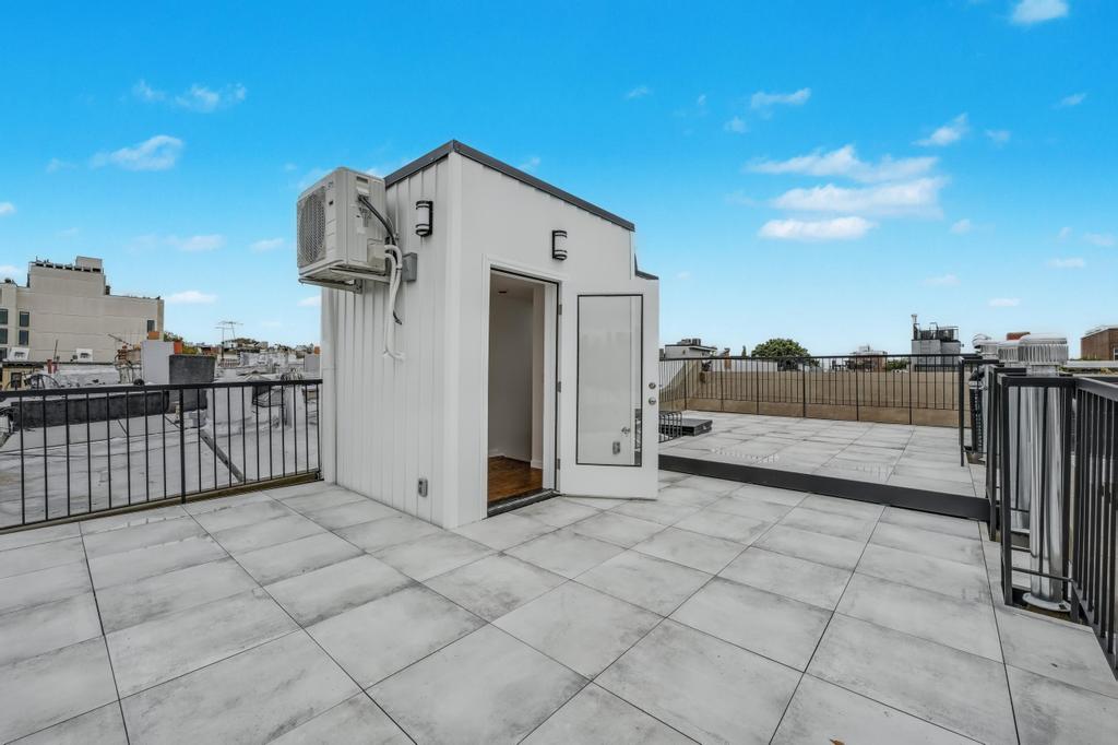 109 President Street, Unit 4 Brooklyn, NY 11231 - Photo 21 of 22