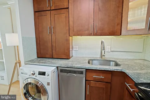 $389,900 | 510 N Street Southwest, Unit N422, Washington, DC 20024