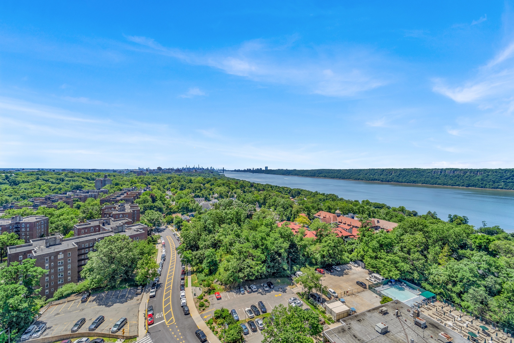 5700 Arlington Avenue, Unit 21T Bronx, NY 10471 - Photo 9 of 18