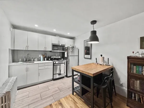 $2,950 | 89 Wyckoff Street, Unit 1A | Boerum Hill
