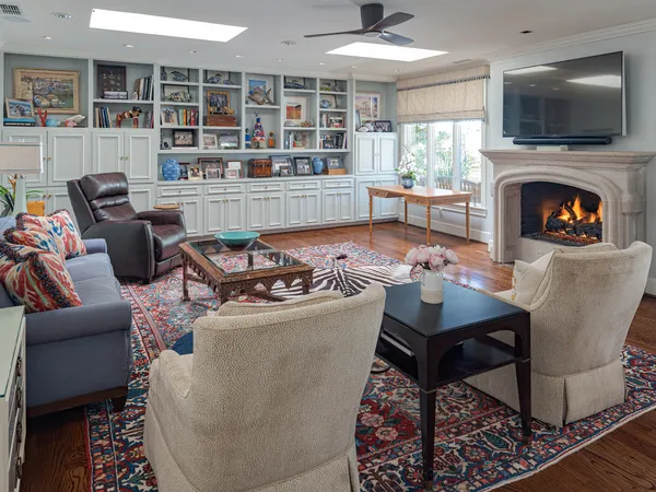 $2,299,000 | 7715 Southwestern Boulevard, Dallas, TX 75225