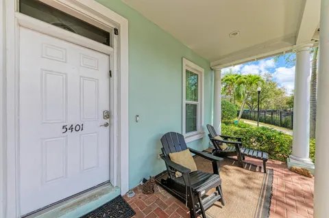 $479,000 | 5401 Cafrey Place, Apollo Beach, FL 33572