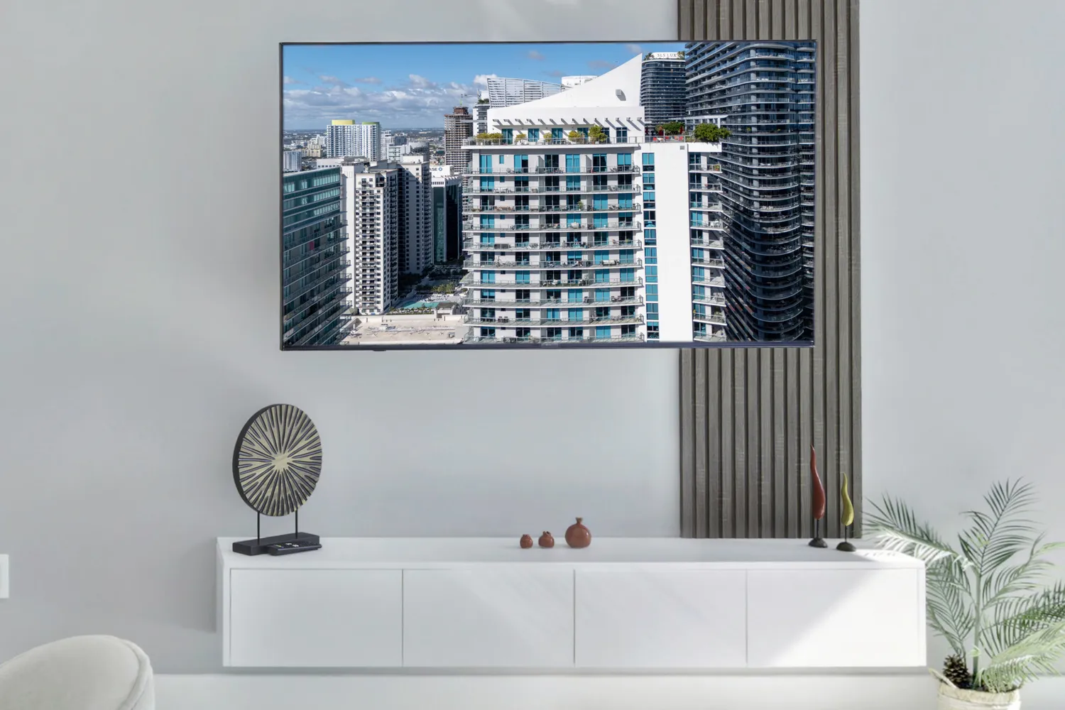 $880,000 | 1100 South Miami Avenue, Unit 4203, Miami, FL 33130