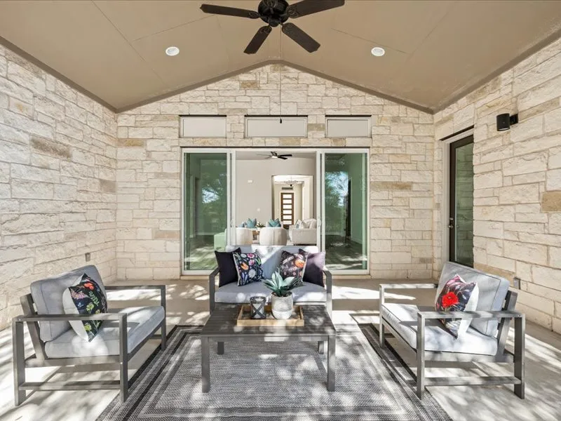 $825,000 | 227 Bridge Water Loop, Dripping Springs, TX 78620