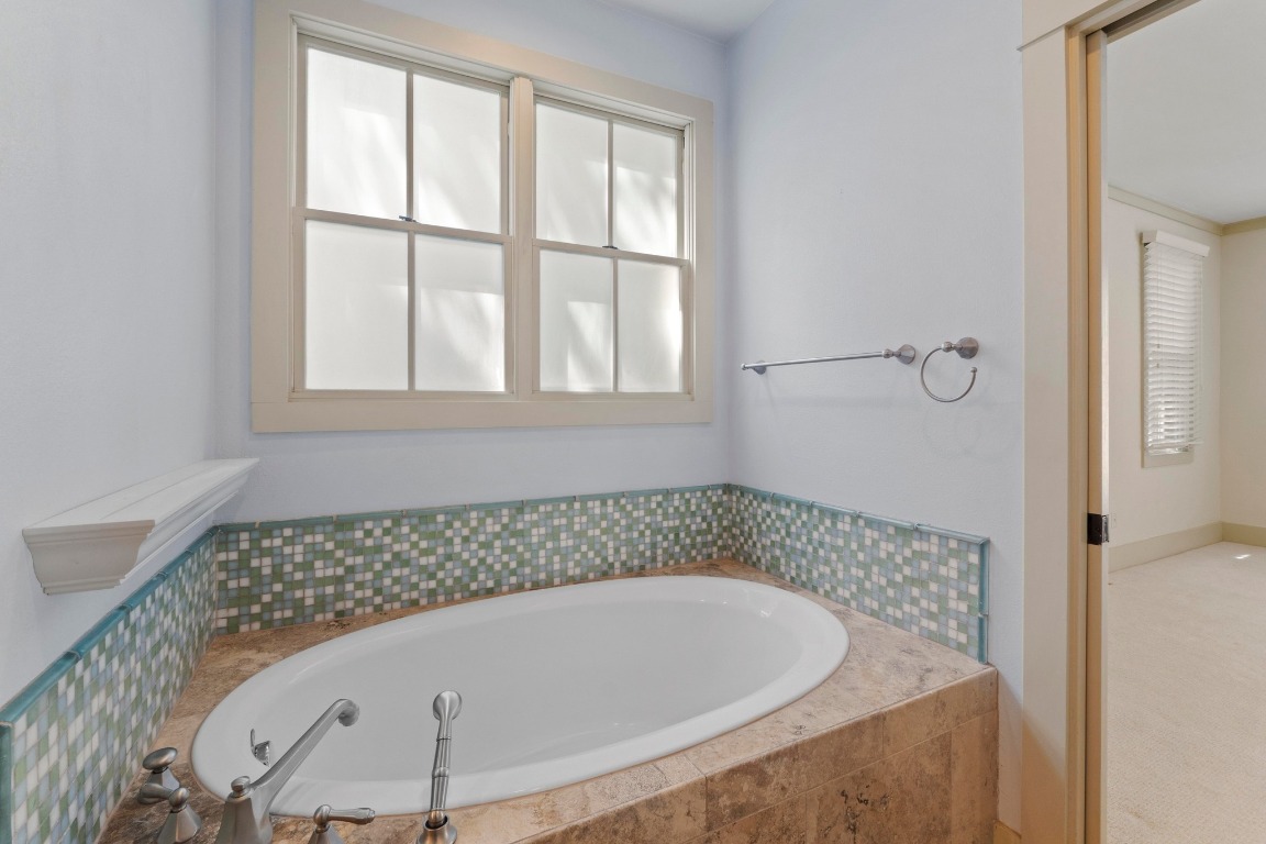 3810 Ridgelea Drive, Unit A Austin, TX 78731 - Photo 17 of 33
