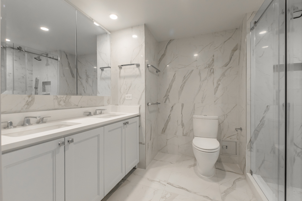 330 East 38th Street, Unit 54K Manhattan, NY 10016 - Photo 13 of 16