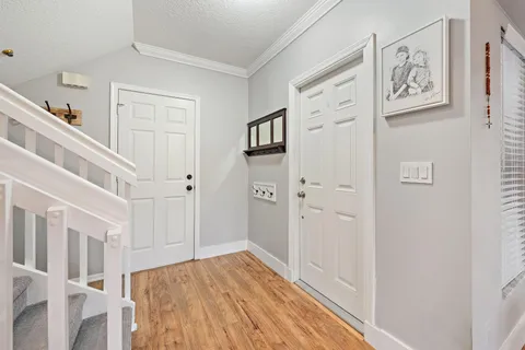 $400,000 | 1088 Via Jardin, Palm Beach Gardens, FL 33418