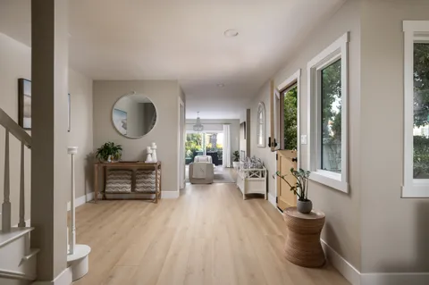 $4,498,000 | 207 21st Street, Huntington Beach, CA 92648