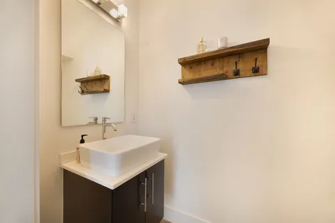 $1,250,000 | 2931 Southwest 27th Terrace, Miami, FL 33133