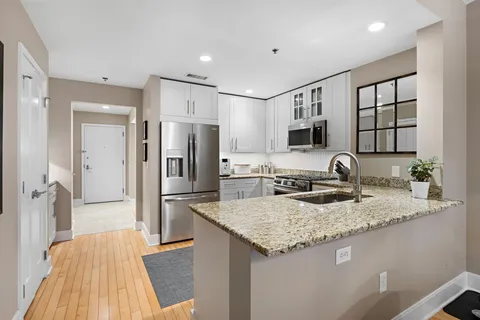 $1,150,000 | 1125 Maxwell Lane, Unit 222, Hoboken, NJ 07030