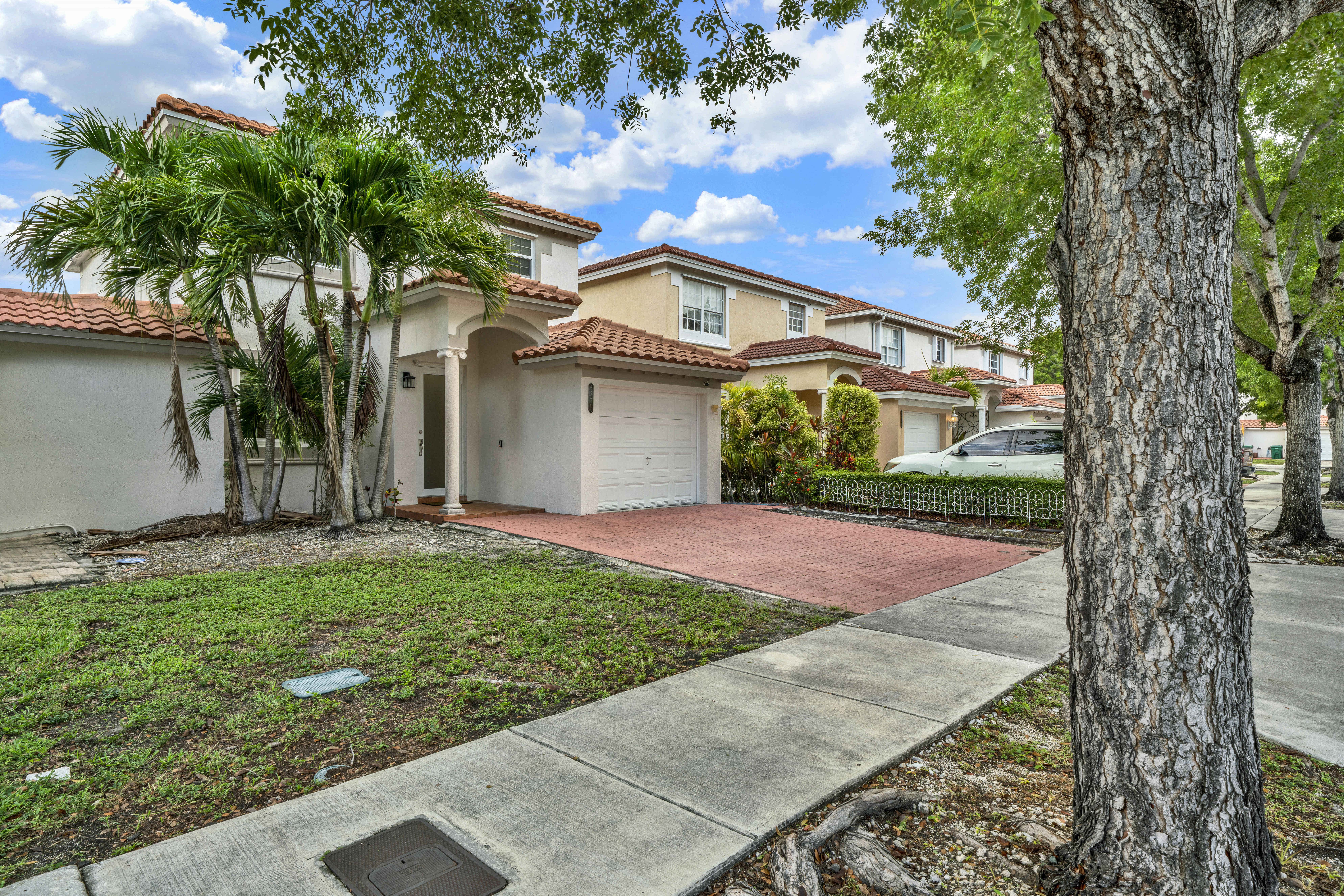 2470 Southwest 153rd Pass Miami, FL 33185 - Photo 3 of 46