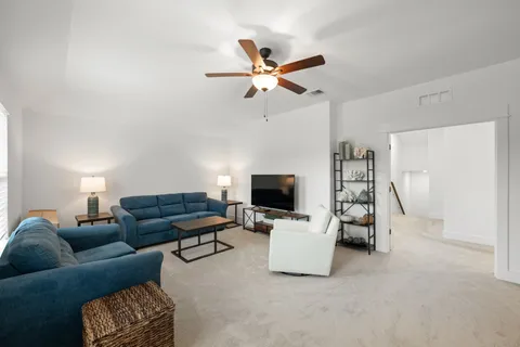 $625,000 | 6716 Cliff Rose Drive, Spicewood, TX 78669