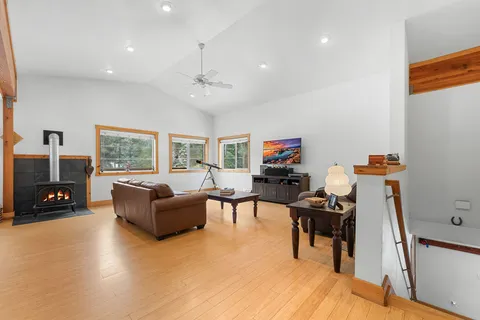 $995,000 | 3606 South Upper Truckee Road, South Lake Tahoe, CA 96150