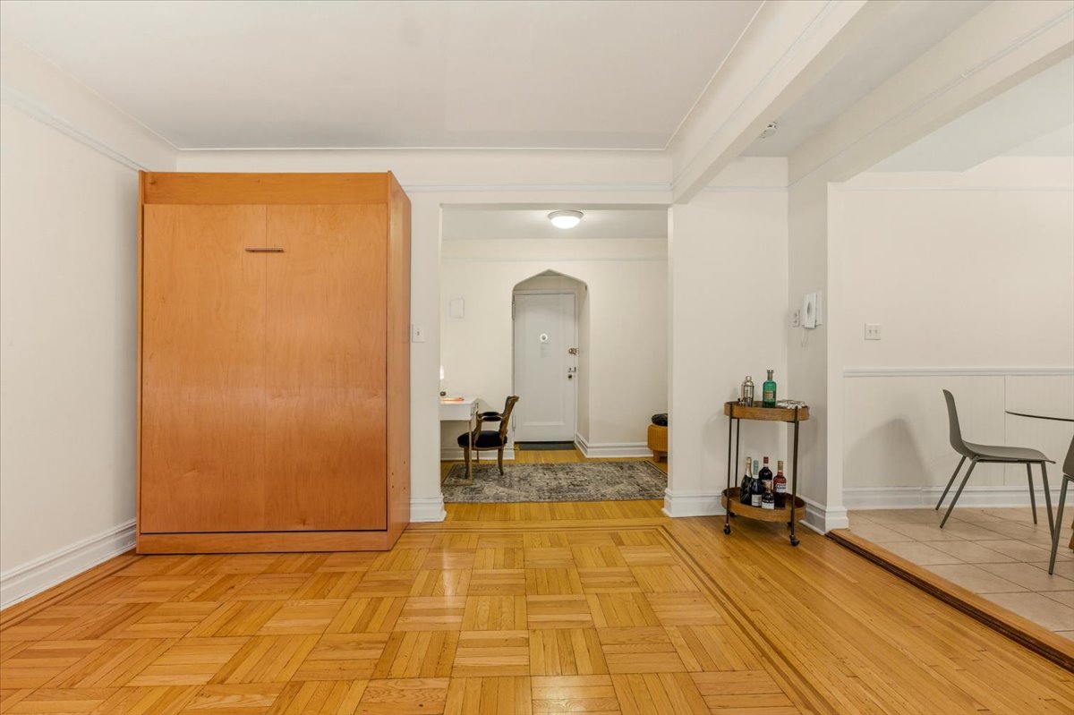 385 Argyle Road, Unit 4A Brooklyn, NY 11218 - Photo 7 of 21 a view of a room with gym equipment