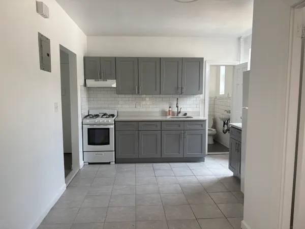 $2,500 | 193 16th Street, Unit 3F | Park Slope