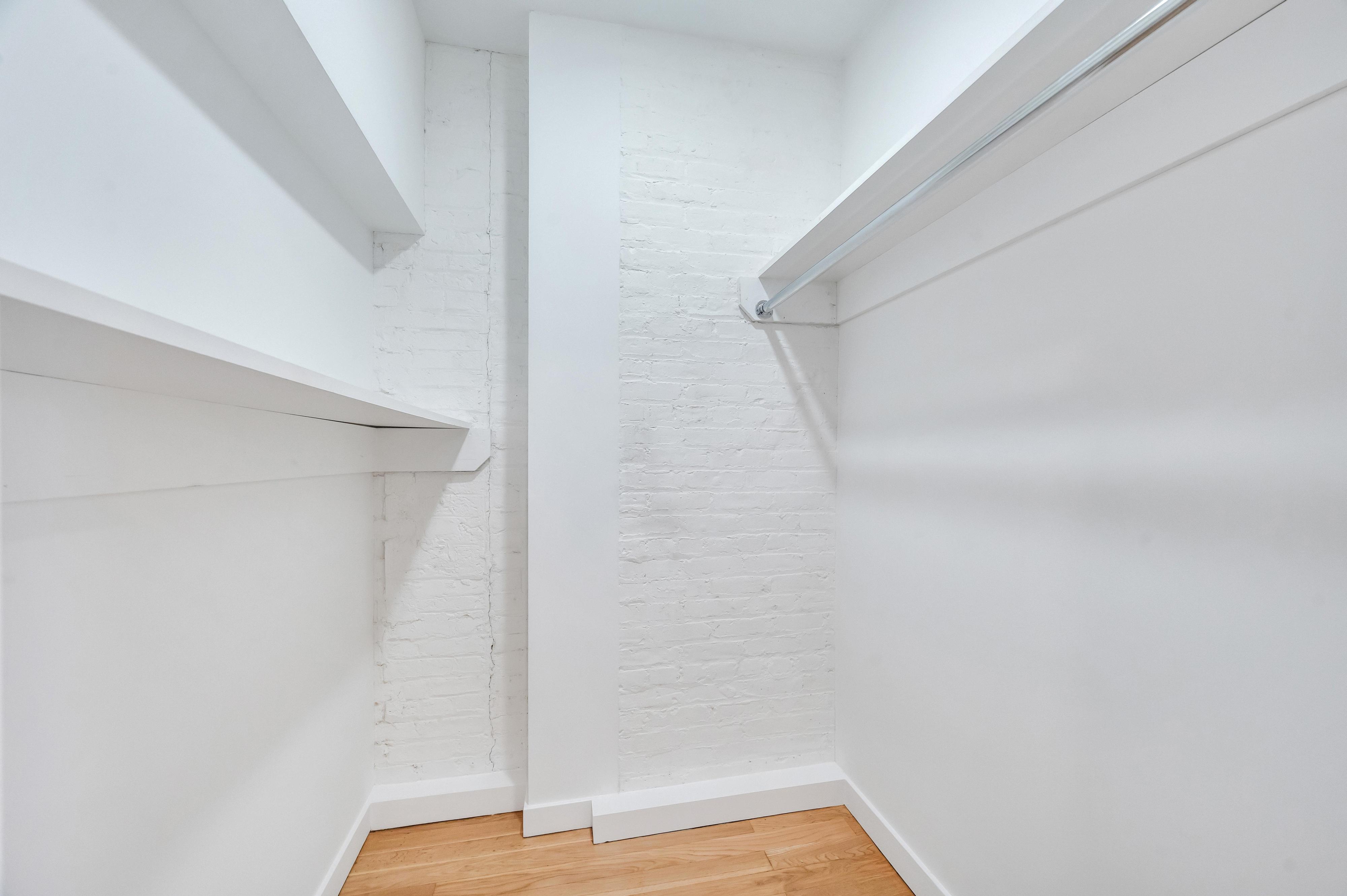 717 Manhattan Avenue, Unit 3A Brooklyn, NY 11222 - Photo 16 of 18 a view of a small space