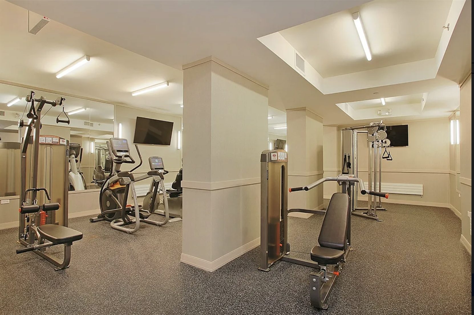 422 West 20th Street, Unit PARLOR H Manhattan, NY 10011 - Photo 14 of 16 a view of a room with gym equipment