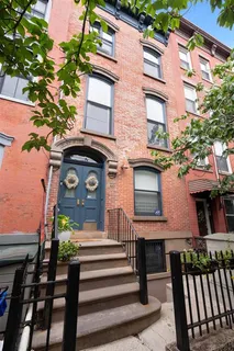 $675,000 | 275 5th Street, Unit 2, Jersey City, NJ 07302