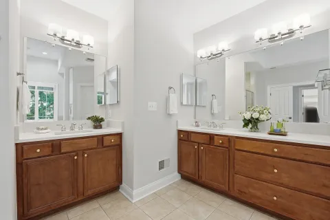 $1,947,000 | 9153 Riesley Lane, Vienna, VA 22182