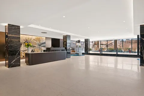 $1,625,000 | 25 Sutton Place South, Unit 18M | Sutton Place