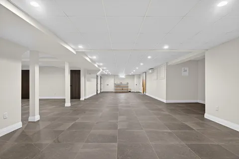 $3,199,000 | 48 Westwood Court, Woodbury, NY 11797