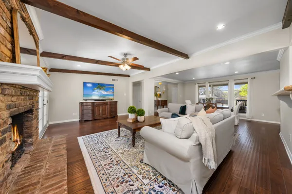 $585,000 | 9616 Vinewood Drive, Dallas, TX 75228