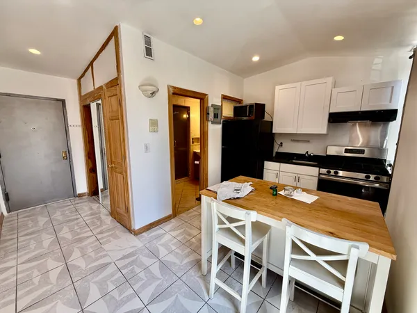 $3,495 | 295 Greene Avenue, Unit 2 | Clinton Hill