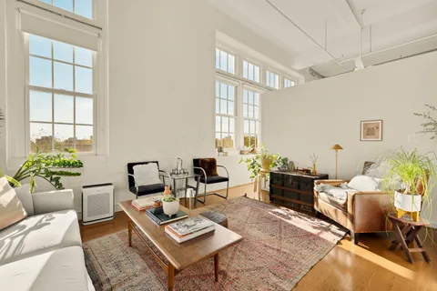 $689,000 | 440 12th Street Northeast, Unit 211, Washington, DC 20002