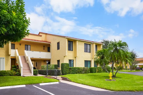 $249,000 | 5363 Southeast Miles Grant Road, Unit 106, Stuart, FL 34997