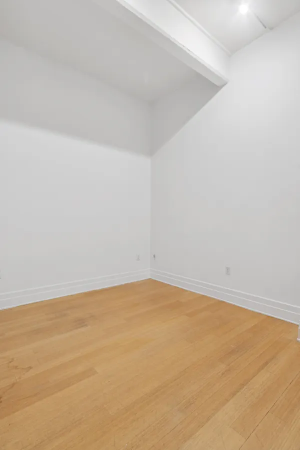 $8,000 | 70 Washington Street, Unit 4U | DUMBO