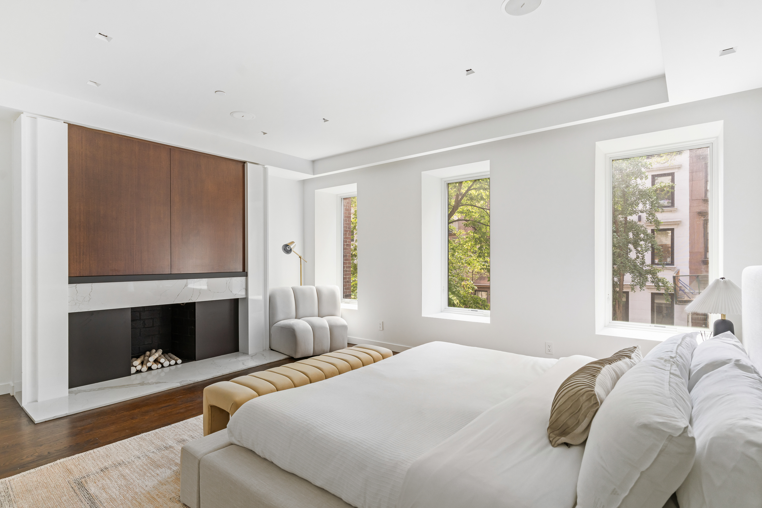 135 East 38th Street Manhattan, NY 10016 - Photo 16 of 32