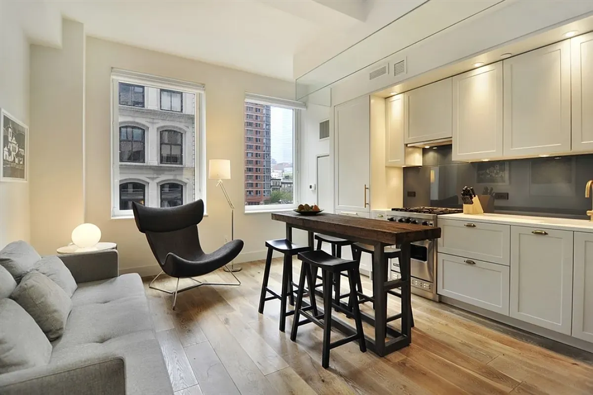 $950,000 | 93 Worth Street, Unit 405 | TriBeCa