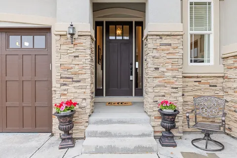 $1,050,000 | East Peakview Place, Aurora, CO 80016