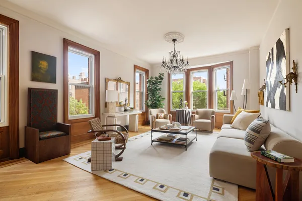 $3,250,000 | 15 Clark Street, Unit 4A | Brooklyn Heights