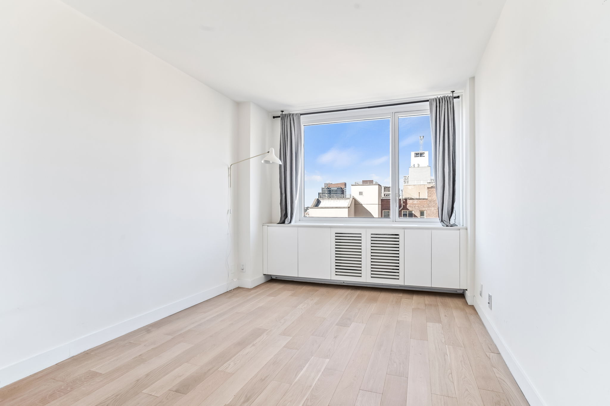 301 West 53rd Street, Unit 9C Manhattan, NY 10019 - Photo 4 of 14