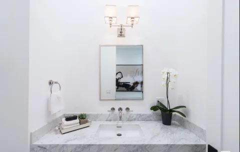 $3,399,000 | 935 Burnside Avenue, Los Angeles, CA 90036