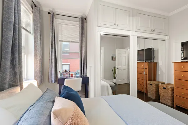 Contact Agent | East Brookline Street, Boston, MA 02118
