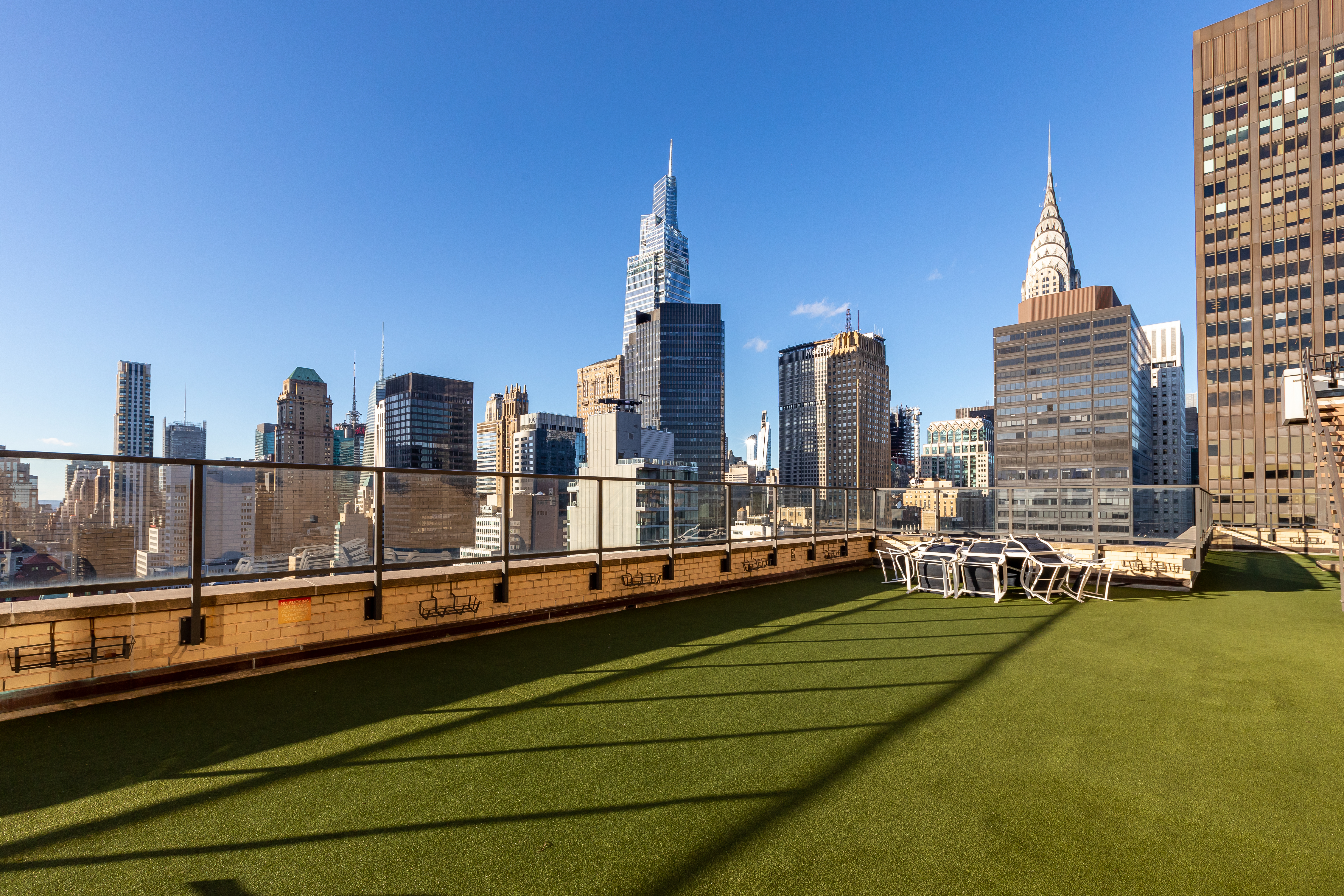 160 East 38th Street, Unit 32A Manhattan, NY 10016 - Photo 17 of 22 a view of outdoor space with city view